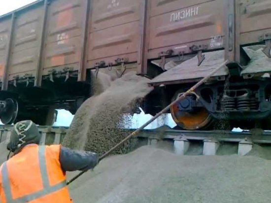 Засіб для пилопригнічення на дорогах, кар’єрах, на шахтах, ГЗК та ін. Реагент «АЛЬТПРОФ»